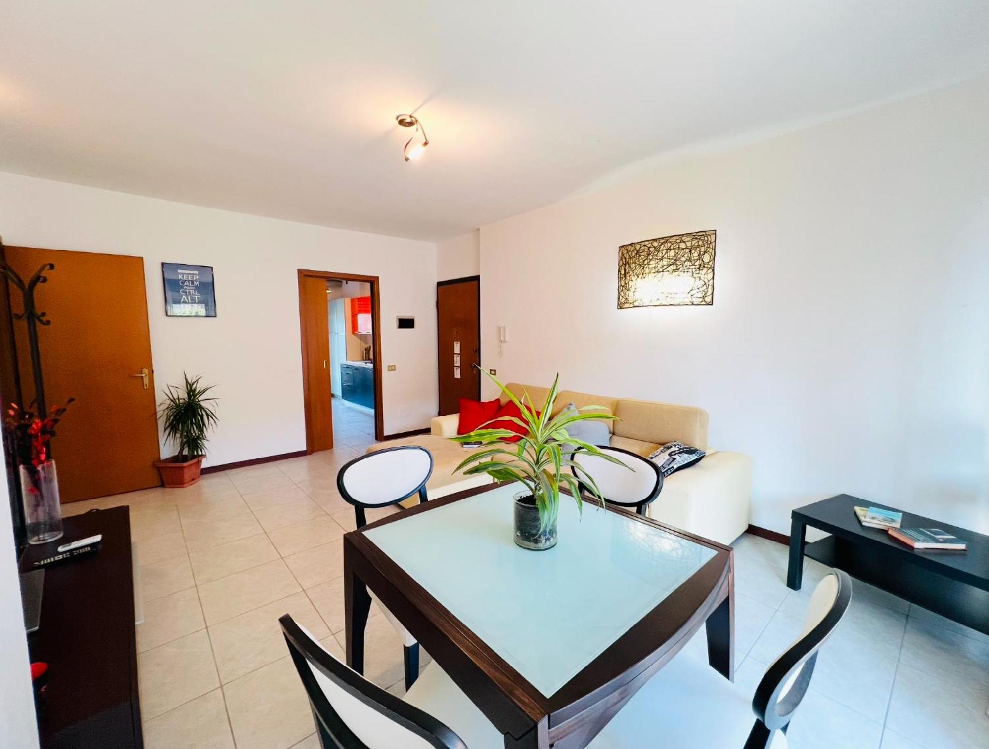 Apartment Big In Navigli District With 2 Balcony And Parking *