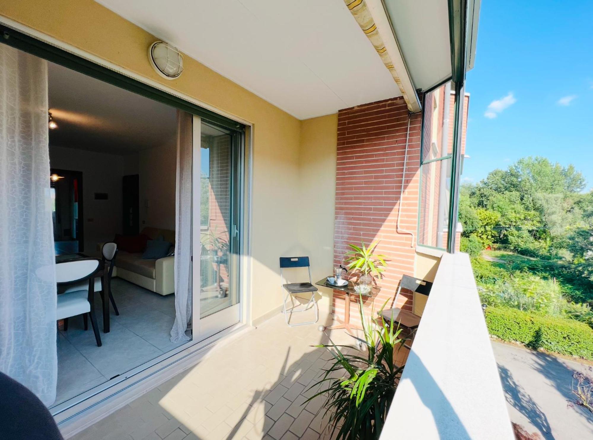 Big In Navigli District With 2 Balcony And Parking Milan